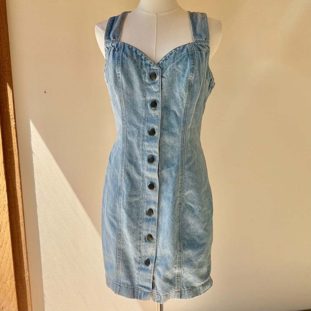 Vintage Sleeveless Button-Front Denim Mini Dress